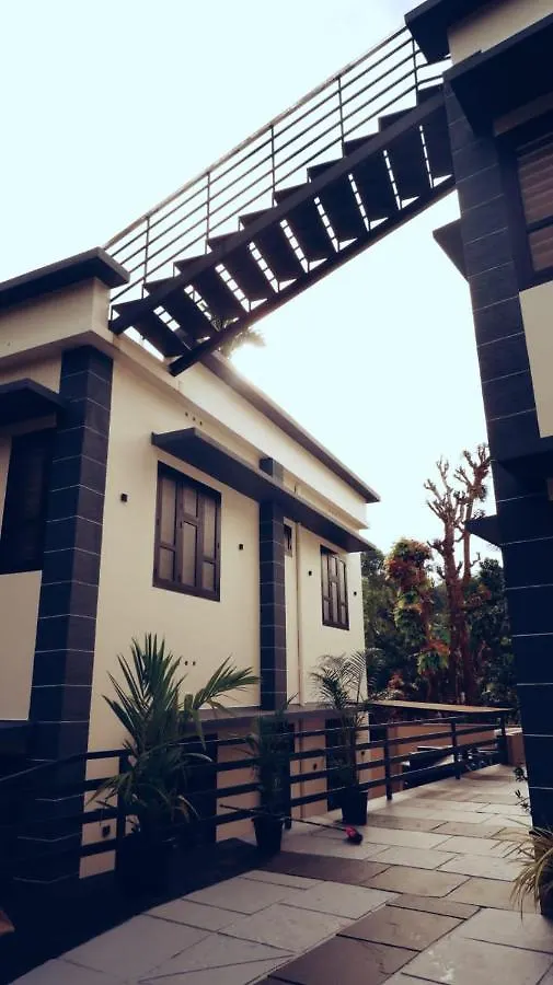 Milestone Inn Sultan Bathery Ινδία