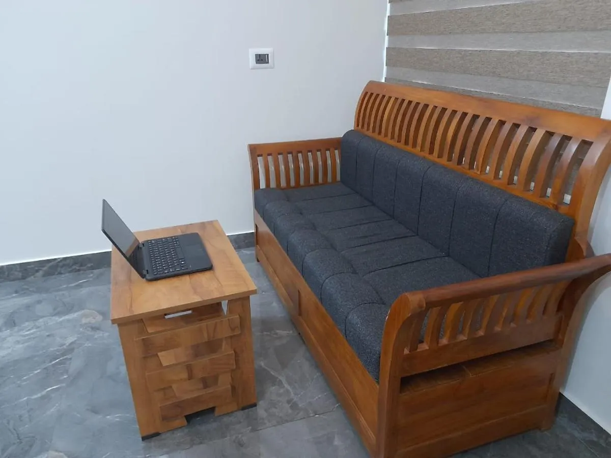 Βίλα Milestone Inn Sultan Bathery